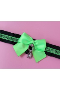 Green Web Collar